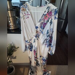 Chic soul, 1x, white floral long sleeve maxi dress